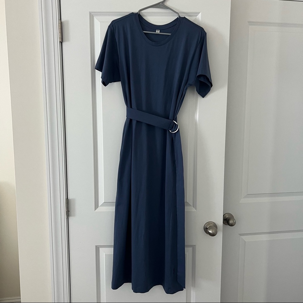 MOVING SALE! Uniqlo belted dress